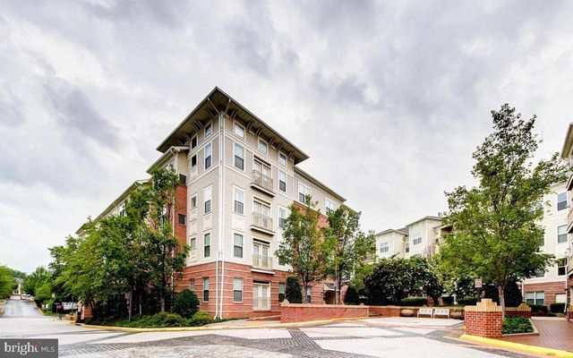 $3,000 | 9480 Virginia Center Boulevard, Unit 420 | Oakton