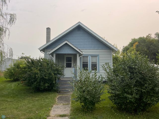 $75,000 | 412 3rd Avenue West | Halstad