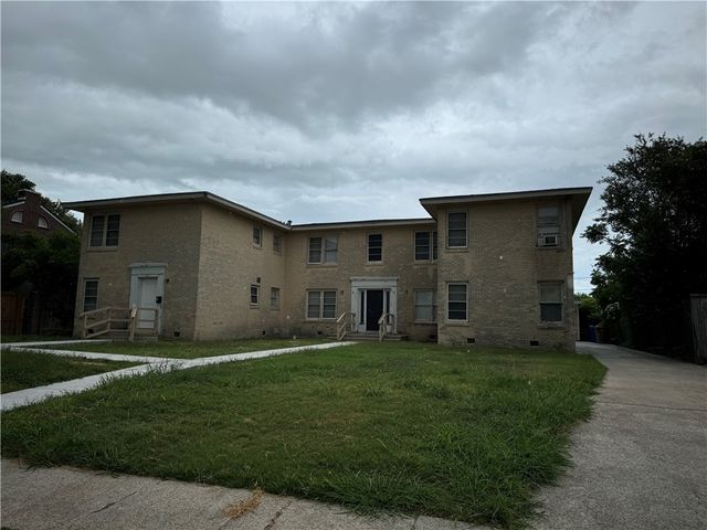 $995 | 253 Rosebud Avenue, Unit 5 | Midtown Corpus Christi