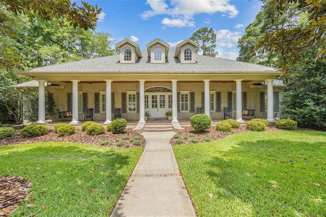 $1,195,000 | 3424 Southwest 92 Street | Haile Plantation