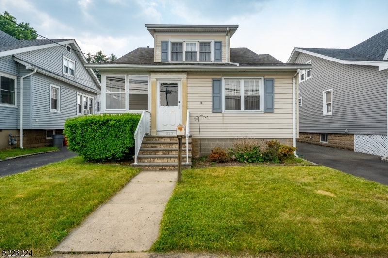 223 Crawford Terrace, Union, NJ 07083 | Compass