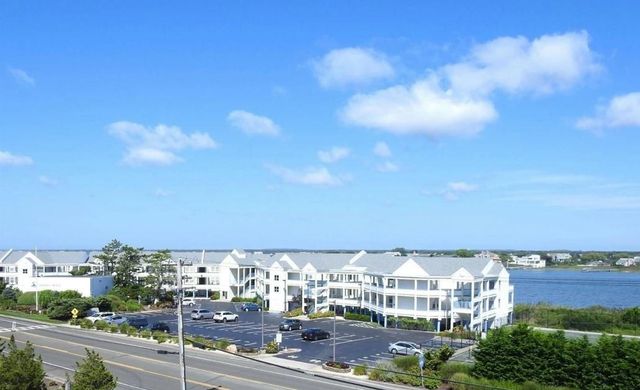 $1,890,000 | 265 Dune Road, Unit 48 | Westhampton Beach