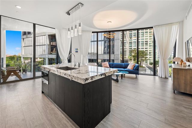 $1,850,000 | 2831 South Bayshore Drive, Unit 805 | The Grove