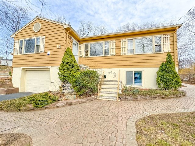 $774,900 | 14 Browning Terrace | Reading