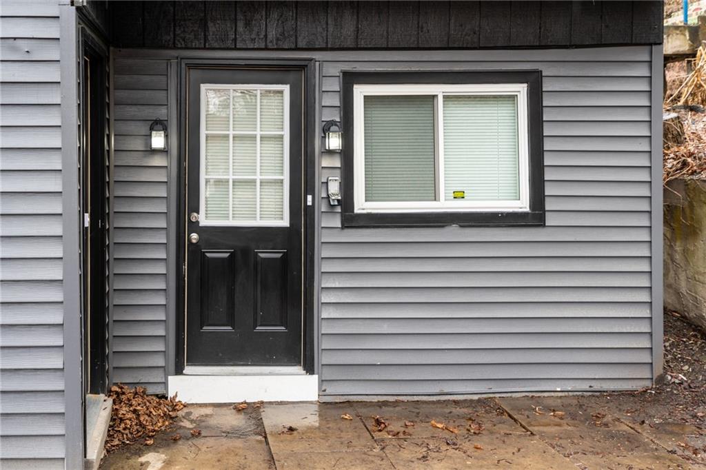 a view of entrance door of the house