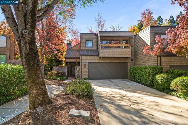 $949,000 | 564 Monarch Ridge Drive | Walnut Creek