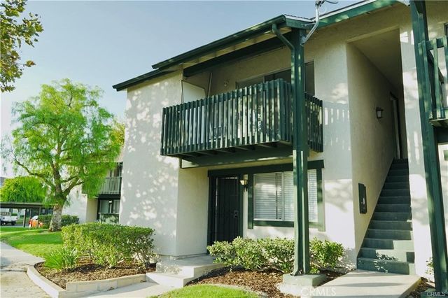 $2,190 | 23232 Orange Avenue, Unit 2 | Aliso Creek Villas