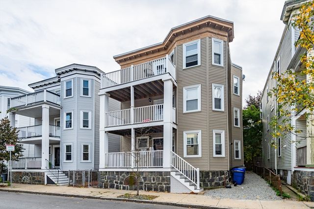 $1,750,000 | 7 Hallam Street | Dorchester