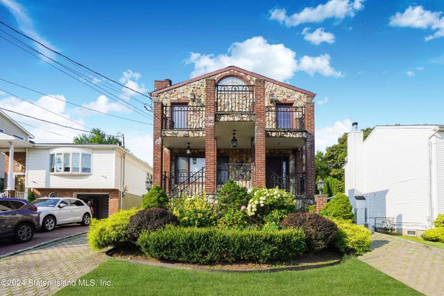 $1,148,000 | 78 Almond Street | Huguenot