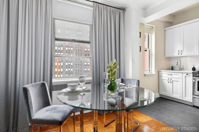 $549,000 | 220 Madison Avenue, Unit 15N | Murray Hill