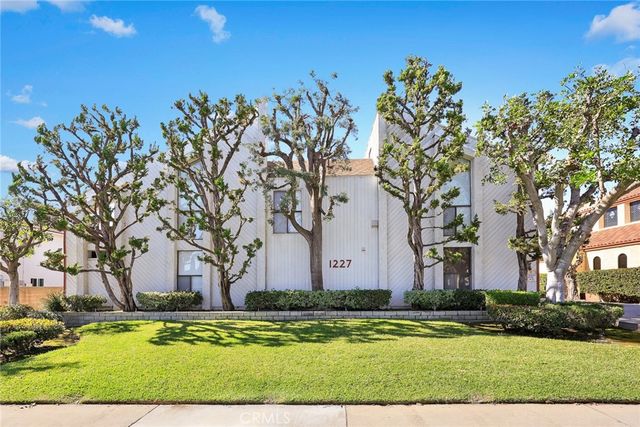 $720,000 | 1227 Temple City Boulevard, Unit 2 | Arcadia