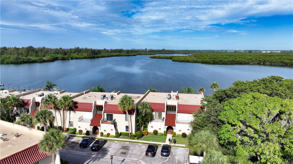 an aerial view of lake residential house and outdoor space