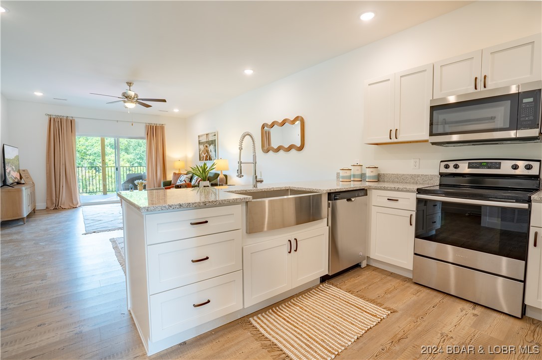 Painted shaker style cabinets, full overlay with ¾