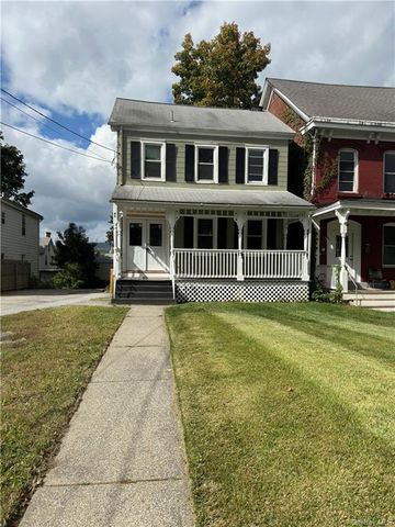 $355,000 | 64 Delafield Street | Mount Carmel Historic District