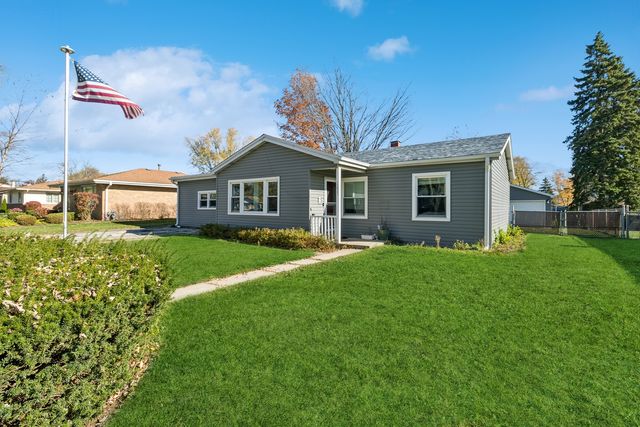 $299,000 | 1235 North Linden Avenue | Palatine