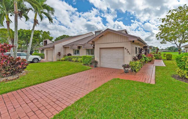 $389,000 | 4761 Fountains Drive South | Fountains of Palm Beach