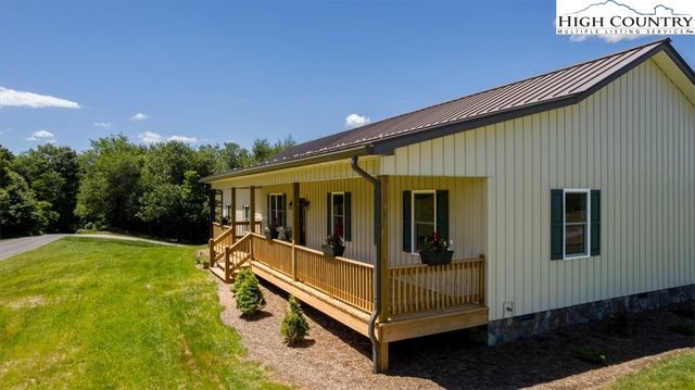 $470,000 | 570 Rivers Edge Road | Gap Civil Township - Alleghany County