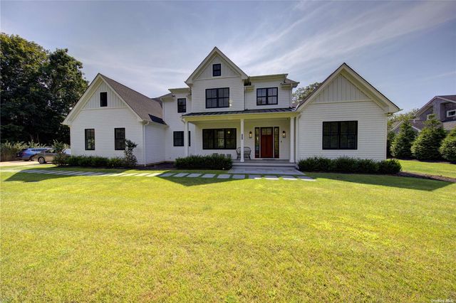 $3,895,000 | 151 Newtown Lane | East Hampton Village North