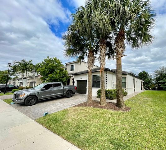 $3,500 | 380 Northwest 33rd Lane | Island Club