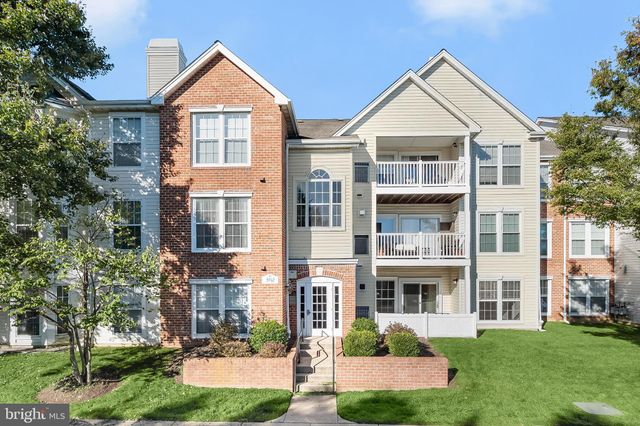 $350,000 | 5940 Millrace Court, Unit G302 | Phelps Luck