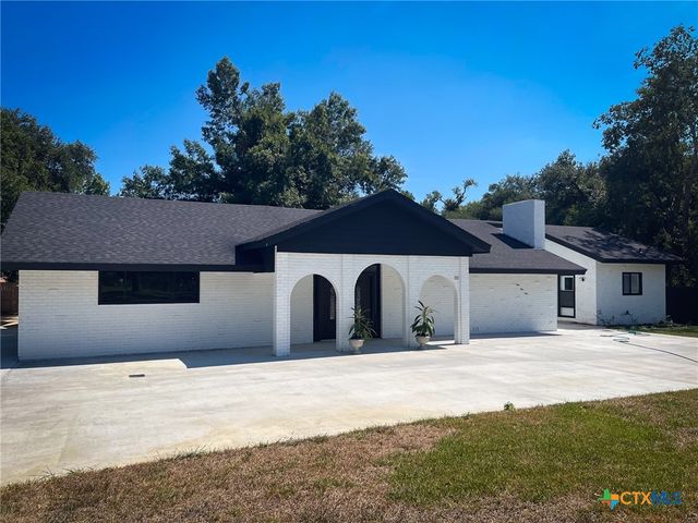 $485,000 | 111 Country Club Drive | Cameron