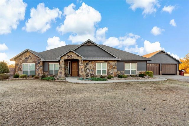 $639,900 | 3711 County Road