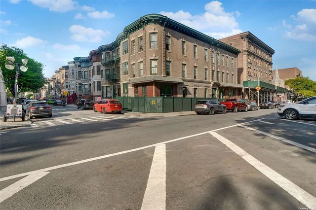 $1,625,000 | 1096 Jackson Avenue | Morrisania