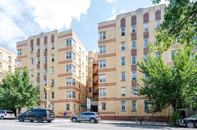 $250,000 | 2166 Bronx Park East, Unit 5F | Pelham Parkway