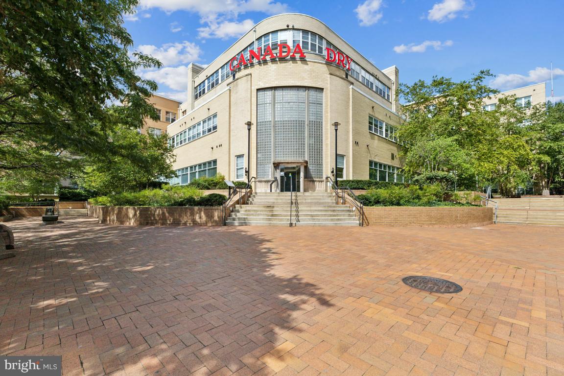 a view of an entrance of the building