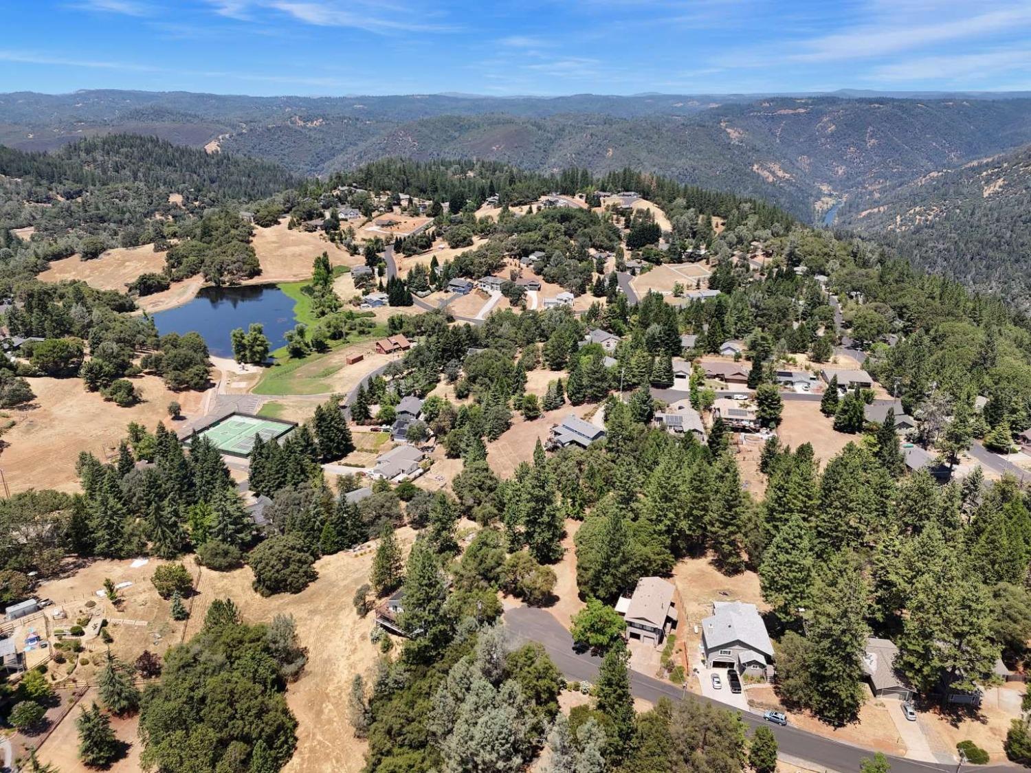 an aerial view of multiple house