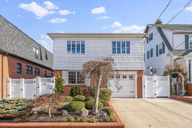 $1,199,000 | 161-15 99th Street | Old Howard Beach