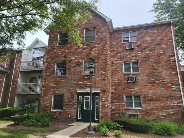 $1,200 | 4305 West Shamrock Lane, Unit 1D | McHenry