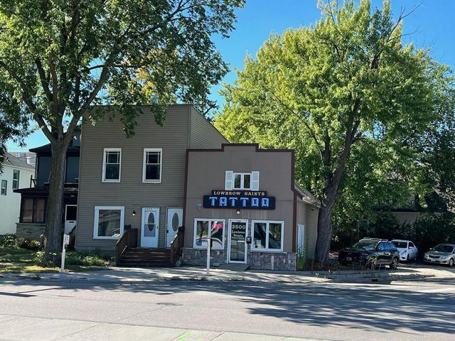 $1,750 | 3501-3502 Minnehaha Avenue | Howe