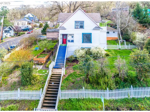 $449,000 | 503 Southeast Chadwick Street | Roseburg