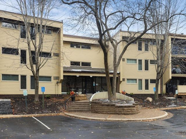 $150,000 | 12600 Parkwood Drive, Unit 111 | Burnsville