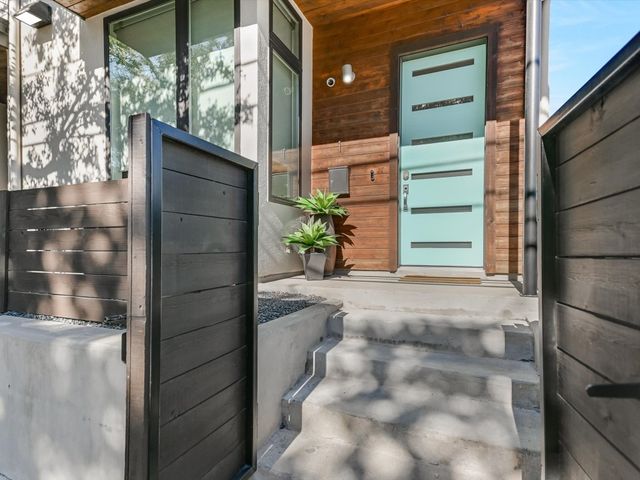 $1,150,000 | 2118 Brackenridge Street, Unit 1 | Travis Heights