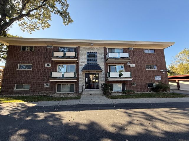 $187,000 | 7420 West 111th Street, Unit 508 | Worth