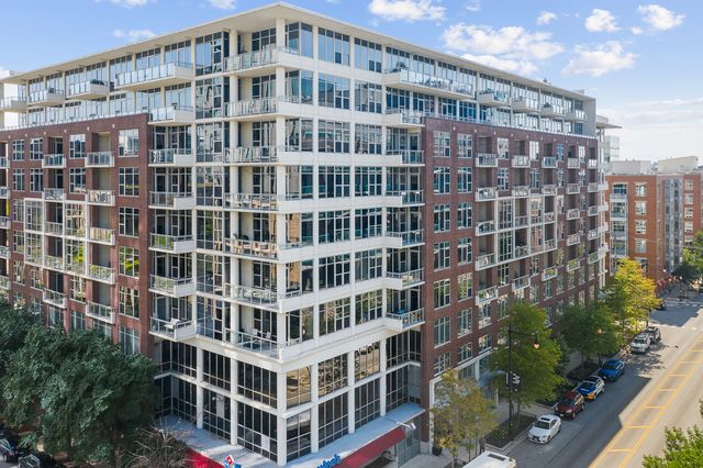 $359,999 | 901 West Madison Street, Unit 401 | West Loop