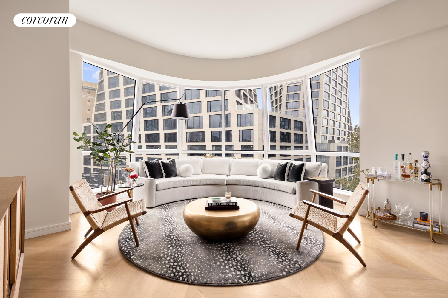 a view of a livingroom with furniture and a dining table