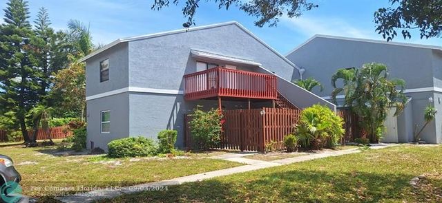 $1,800 | 4 Crossings Circle, Unit F | Boynton Beach