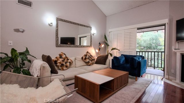 $3,250 | 4210 Vía Arbolada, Unit 307 | Monterey Hills