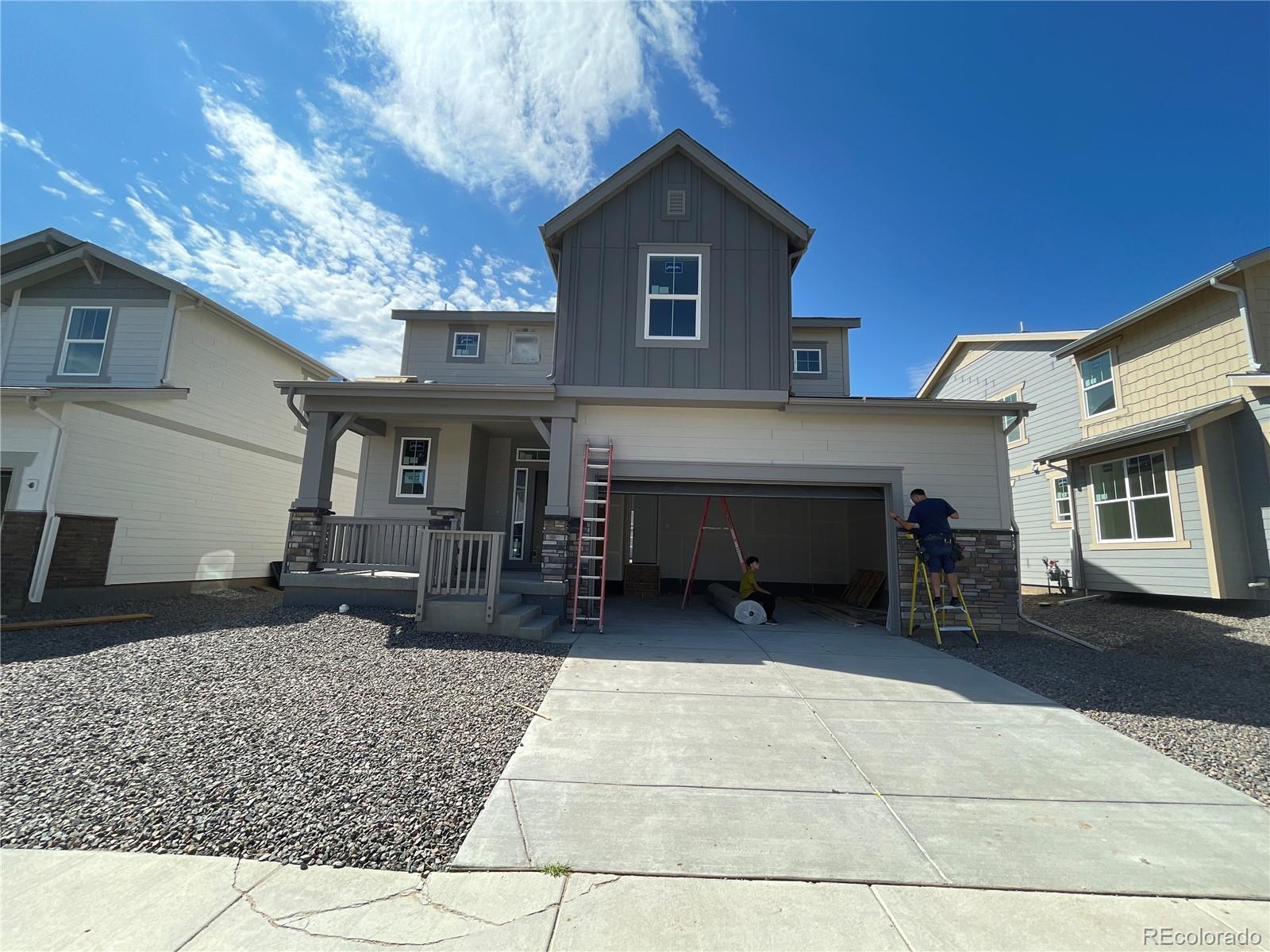 a house view with a outdoor space