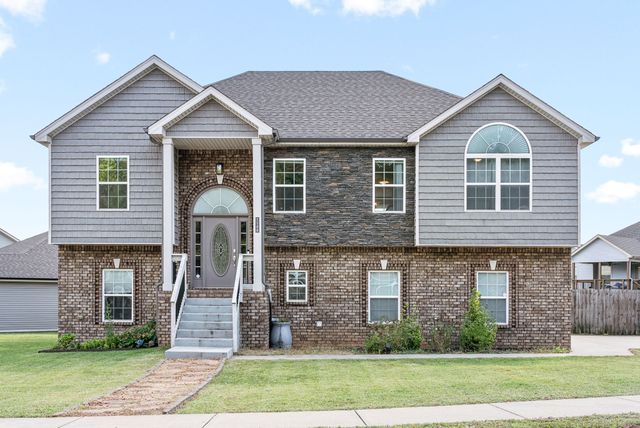 $2,600 | 1188 Gentry Drive | Rossview Place