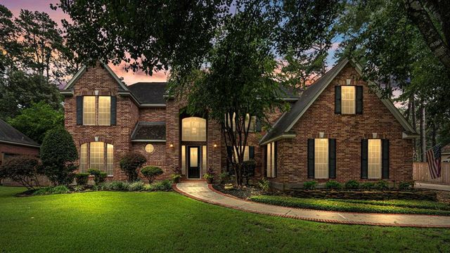 $849,995 | 15411 Hunter's Bend Drive