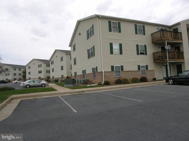 $1,495 | 65 Hailey Lane, Unit B11 | Strasburg