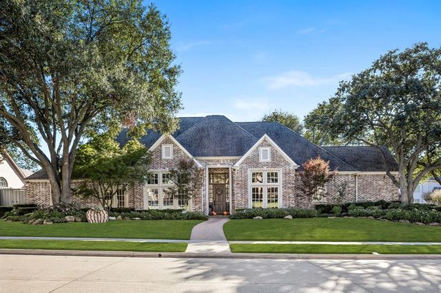 $1,399,900 | 5612 Kelly Lane | Plano