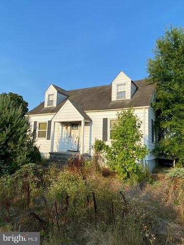 $309,900 | 8808 Oxon Hill Road | Fort Washington