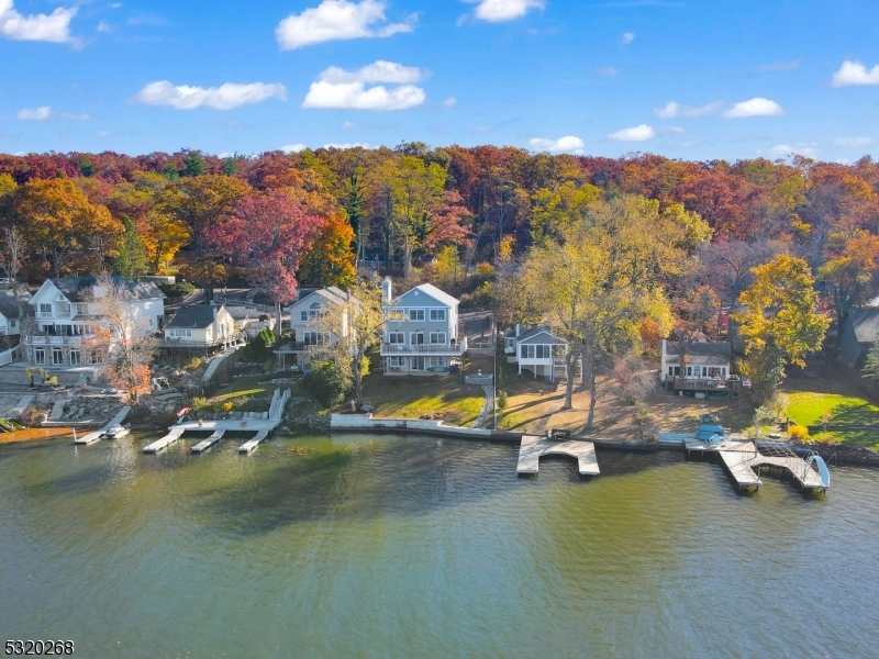 a view of a lake with houses