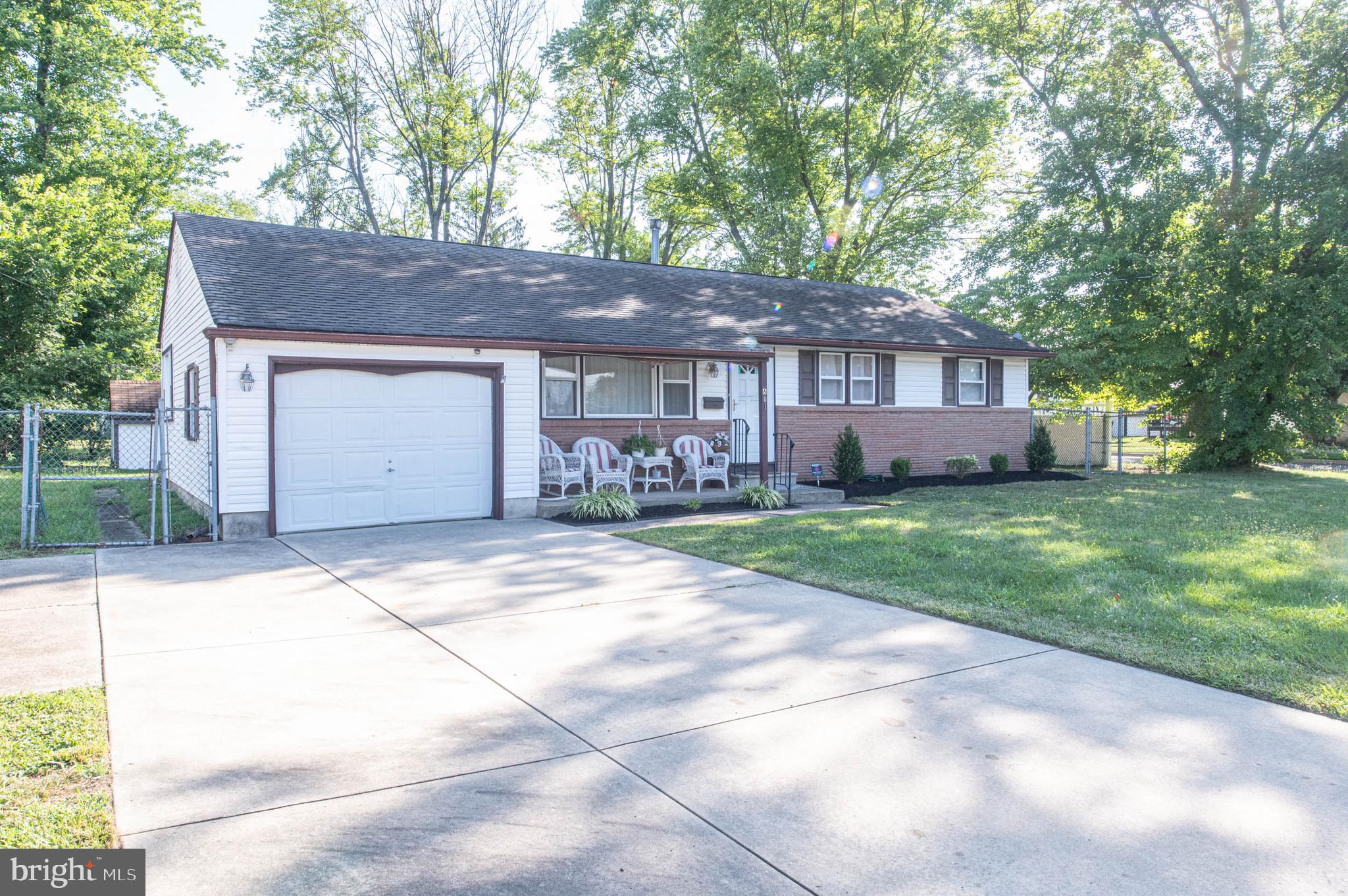 a front view of house with yard