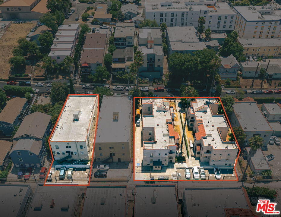 an aerial view of multiple house